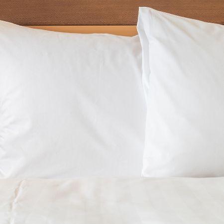 Holiday Inn Express Hotel & Suites Columbus By Ihg Eksteriør bilde