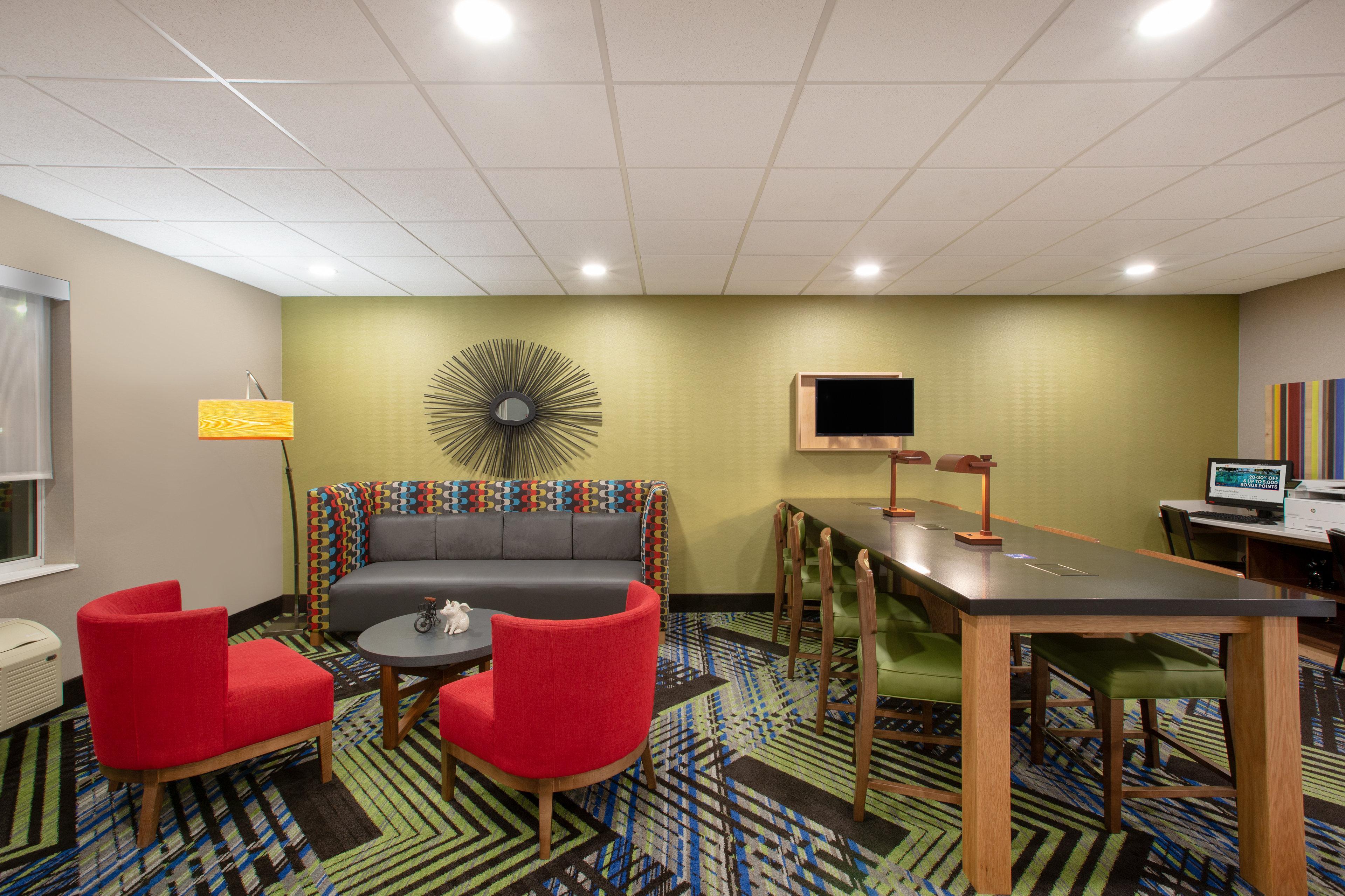 Holiday Inn Express Hotel & Suites Columbus By Ihg Eksteriør bilde