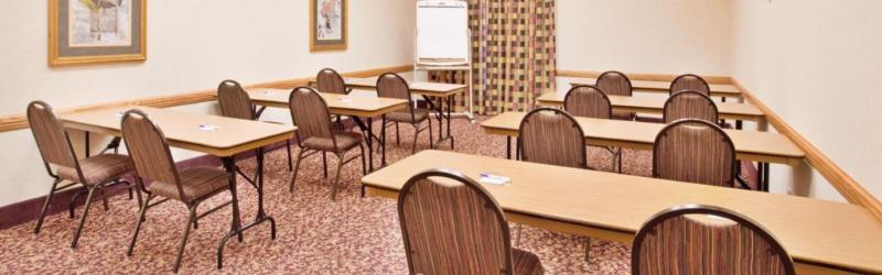 Holiday Inn Express Hotel & Suites Columbus By Ihg Eksteriør bilde