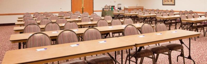 Holiday Inn Express Hotel & Suites Columbus By Ihg Eksteriør bilde
